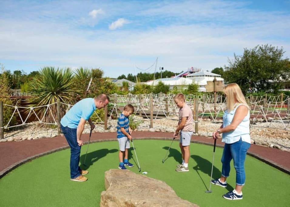 Haven Thorpe Park, Cleethorpes Hotel Екстериор снимка